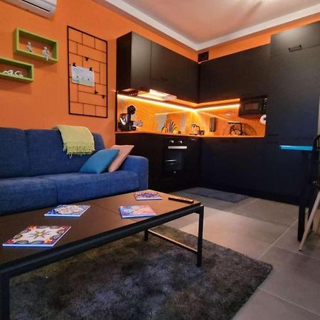 Modern - 50 M From Sea - Free Wi-Fi - Super Cool - Terrace - Fully Air-Conditioned خليج سانت بول المظهر الخارجي الصورة
