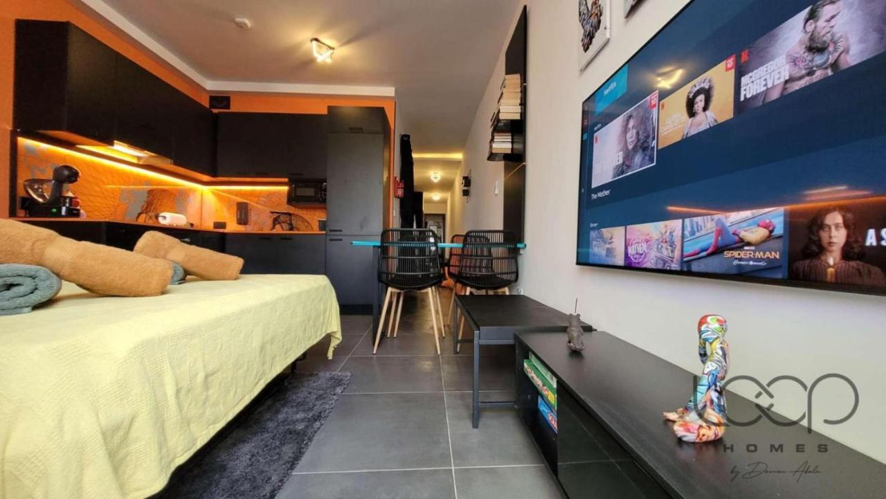 Modern - 50 M From Sea - Free Wi-Fi - Super Cool - Terrace - Fully Air-Conditioned خليج سانت بول المظهر الخارجي الصورة