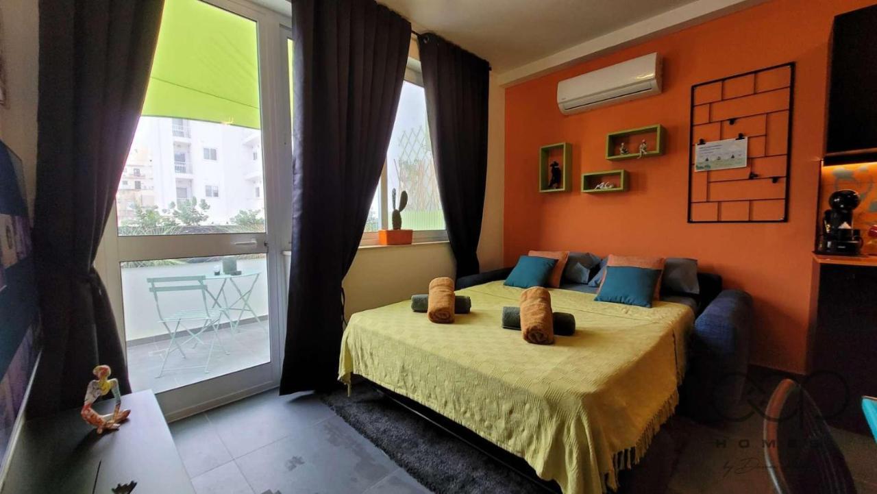 Modern - 50 M From Sea - Free Wi-Fi - Super Cool - Terrace - Fully Air-Conditioned خليج سانت بول المظهر الخارجي الصورة