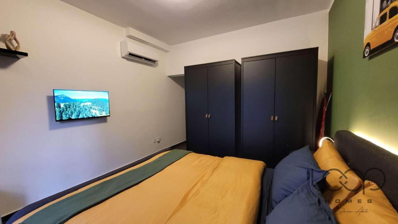 Modern - 50 M From Sea - Free Wi-Fi - Super Cool - Terrace - Fully Air-Conditioned خليج سانت بول المظهر الخارجي الصورة