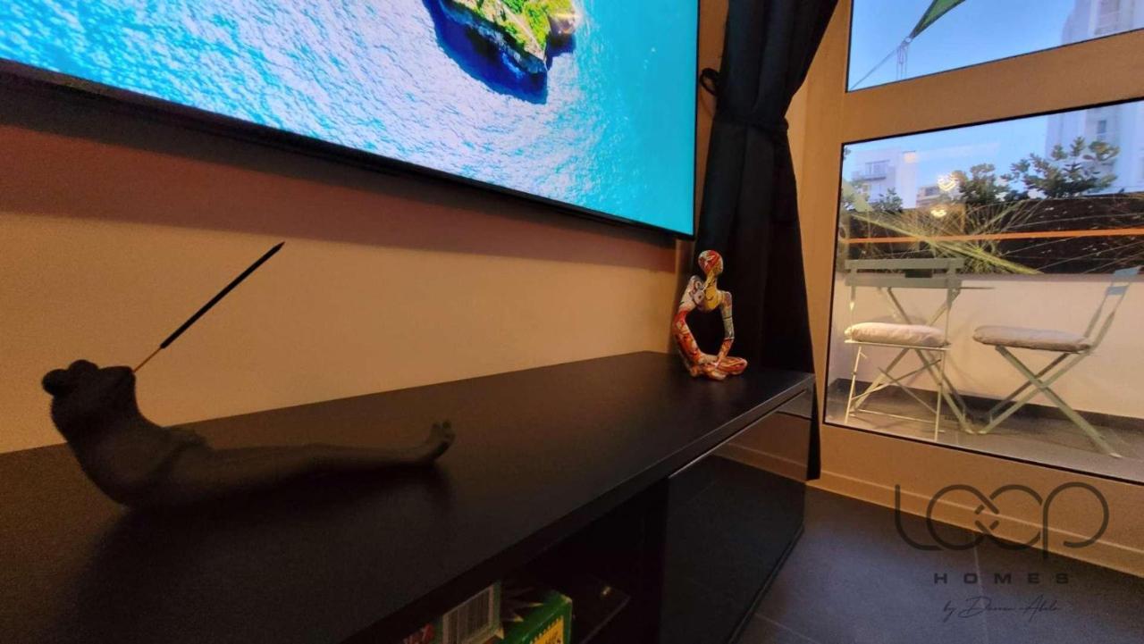 Modern - 50 M From Sea - Free Wi-Fi - Super Cool - Terrace - Fully Air-Conditioned خليج سانت بول المظهر الخارجي الصورة